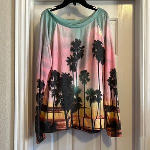 Woman’s So printed sweatshirt, Size XL (juniors)